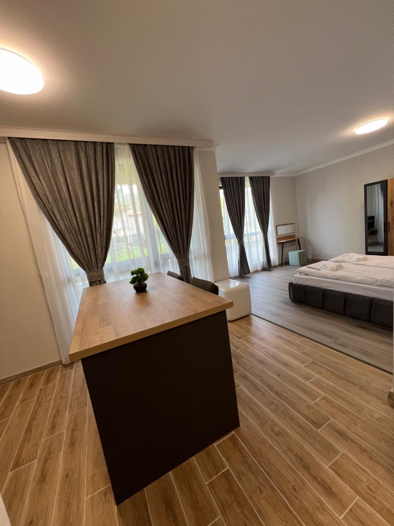 Green Park Apartments And Rooms For Guests Asenovgrad Exteriér fotografie