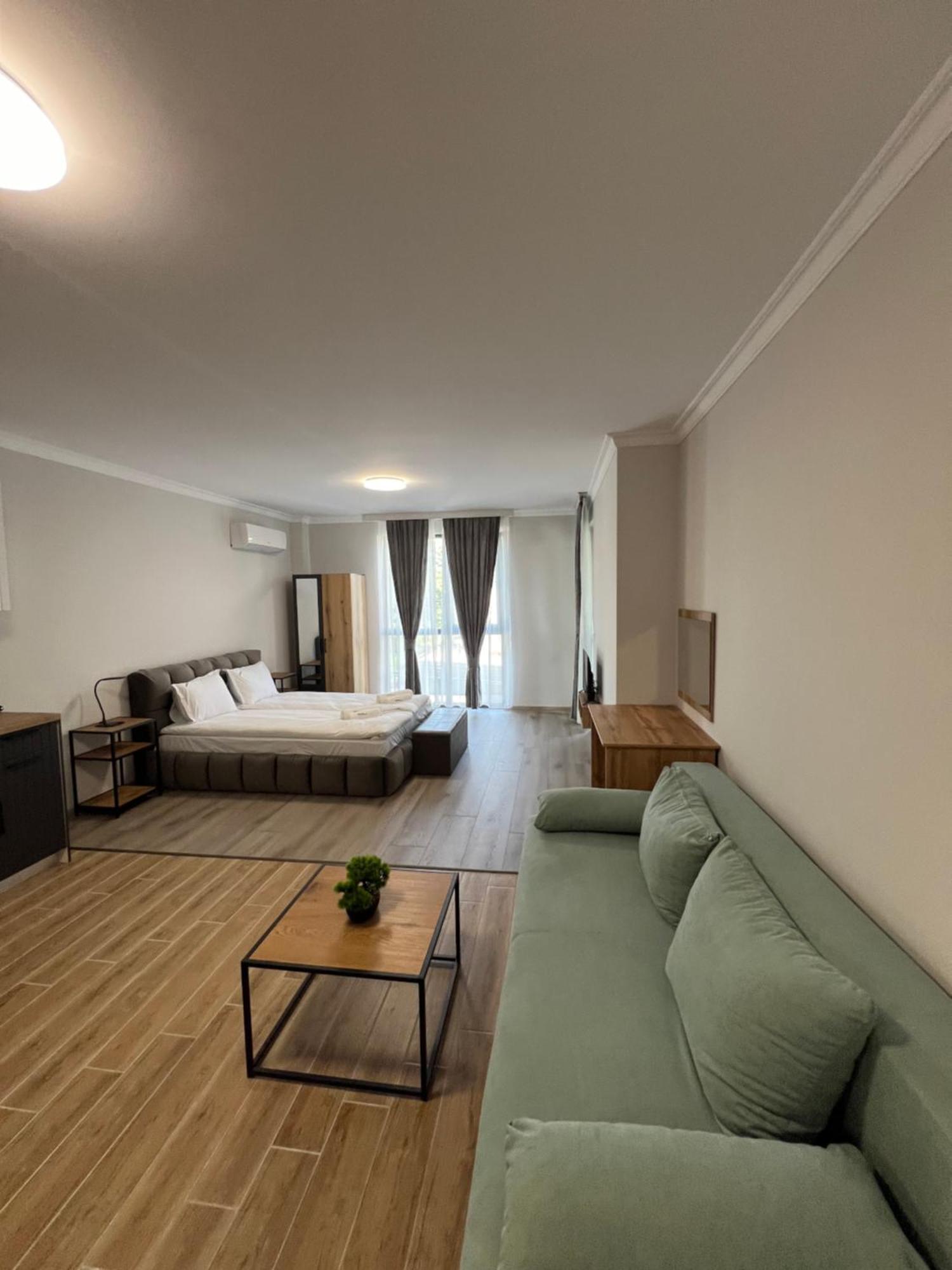 Green Park Apartments And Rooms For Guests Asenovgrad Exteriér fotografie